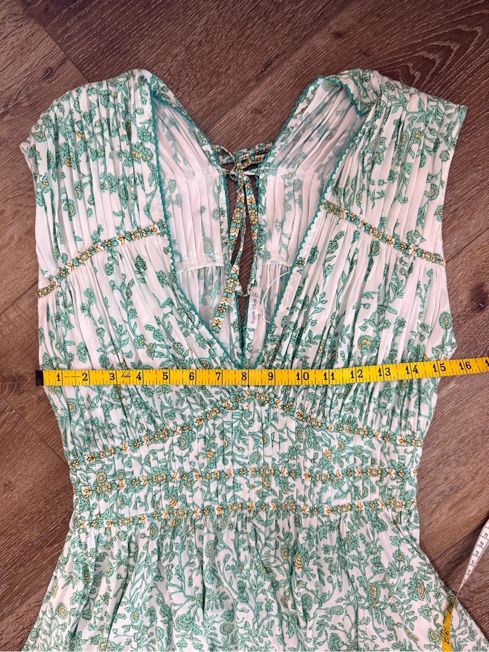 Poupette St Barth M Green Floral Boho Mini Dress Deep V - Picture 12 of 13